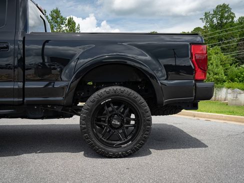 Used 2022 Ford F350 Lariat w/ Tremor Off-Road Package AWD/4WD image 6