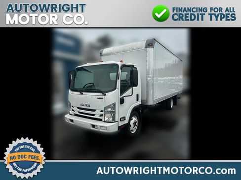 Used 2019 Isuzu NPR RWD image 1