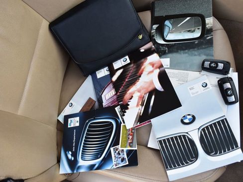 Used 2011 BMW 328i Sedan w/ Premium Pkg image 13