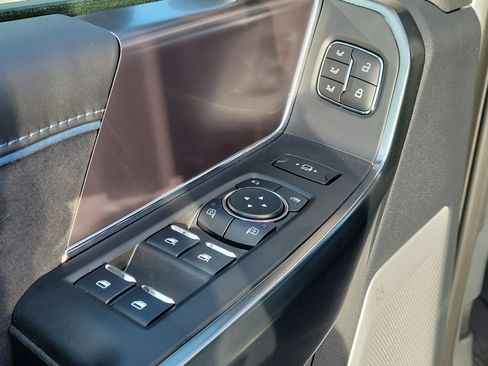 New 2026 Ford F350 Platinum image 18