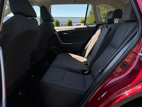 Used 2023 Toyota RAV4 XLE AWD/4WD image 22