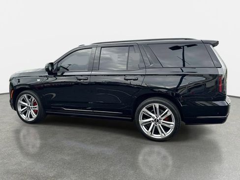Used 2025 Cadillac Escalade Sport w/ Touring Package AWD/4WD image 3