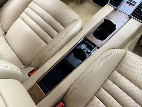 Used 2010 Porsche Panamera Turbo image 19