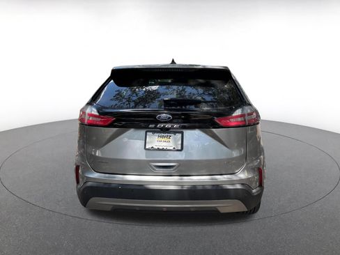 Used 2024 Ford Edge SEL AWD/4WD image 6