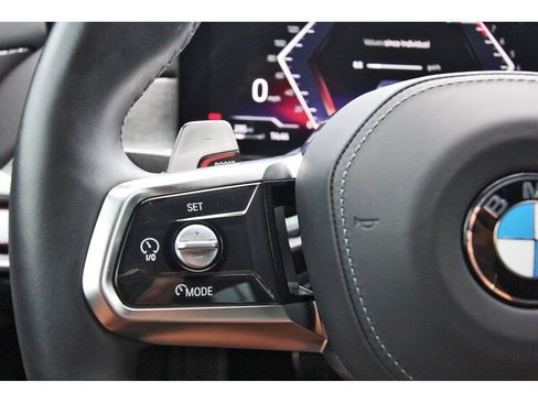 Used 2025 BMW 740i RWD image 15