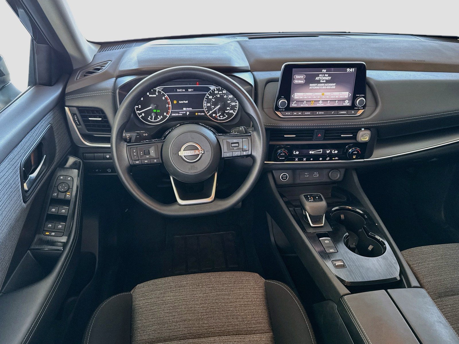 Used 2023 Nissan Rogue SV FWD image 13