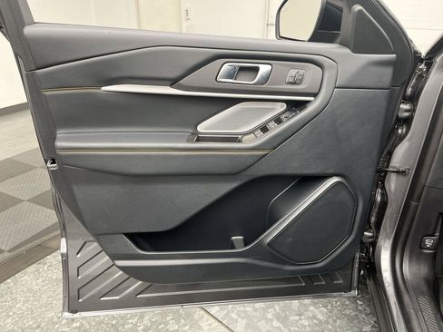 Used 2026 Ford Explorer Tremor w/ Tremor Ultimate Package AWD/4WD image 9