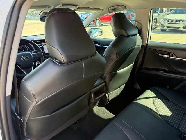 Used 2020 Toyota Camry SE FWD image 26