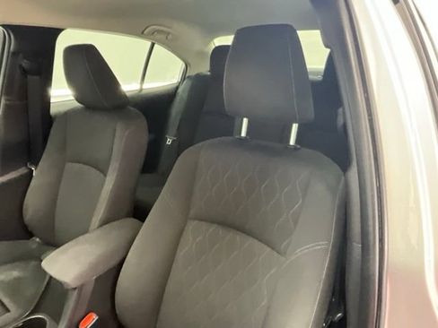 Used 2023 Toyota Corolla LE FWD image 6