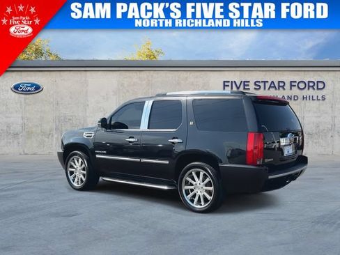 Used 2013 Cadillac Escalade 4WD Hybrid image 7