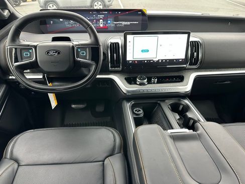 New 2025 Ford Expedition Tremor image 4