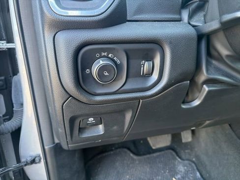 Used 2024 RAM 1500 Laramie image 20