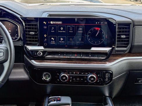 Used 2023 GMC Sierra 1500 Elevation image 12