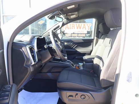 Used 2024 GMC Canyon Elevation w/ Convenience Package image 13