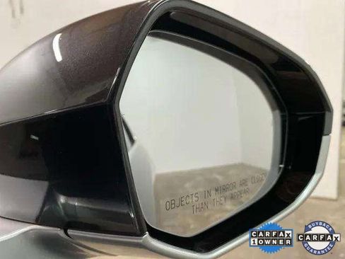 Used 2025 BMW 530i xDrive image 88