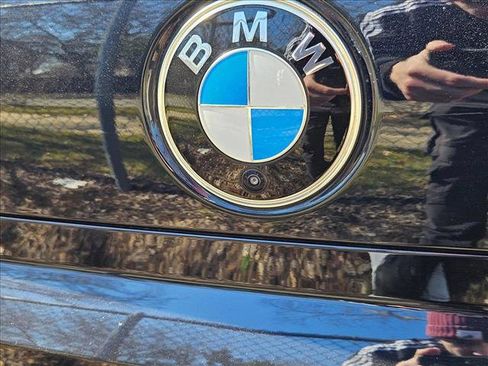 Certified 2024 BMW 760i xDrive image 10