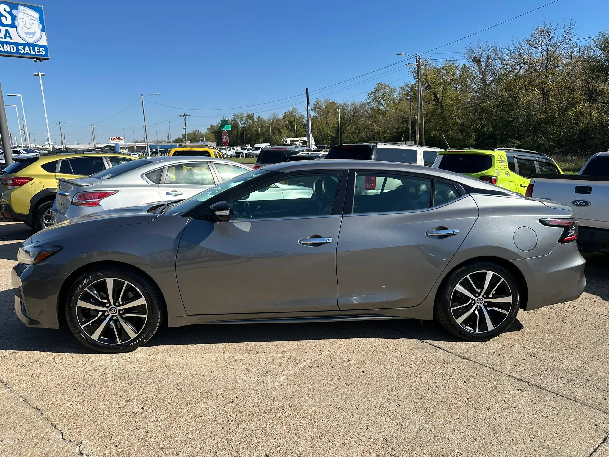 Used 2021 Nissan Maxima 3.5 SV w/ Floor Mat Group FWD image 4