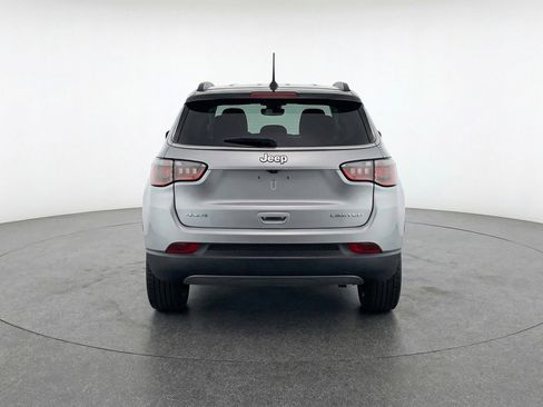 Used 2025 Jeep Compass Limited AWD/4WD image 7