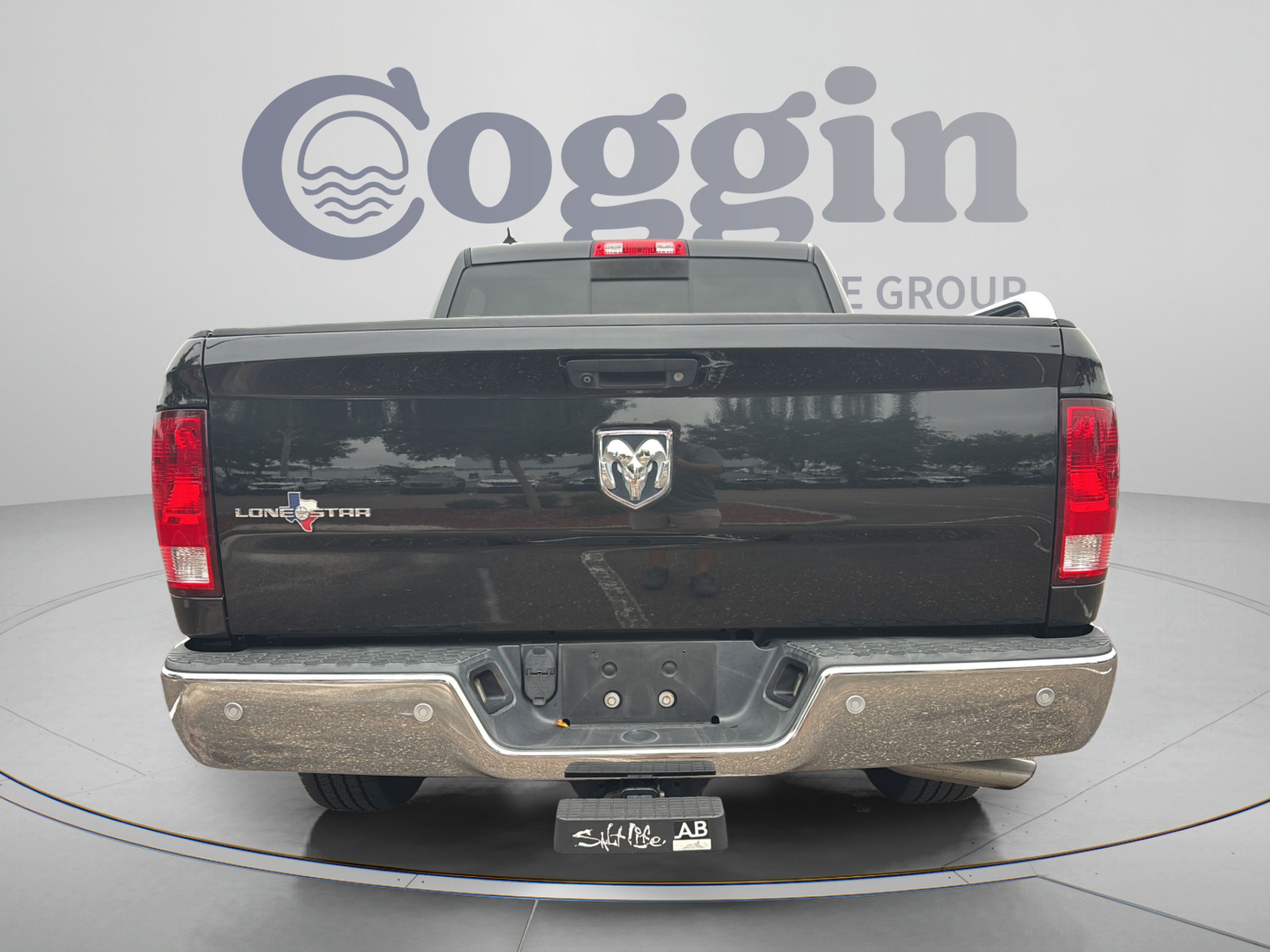 Used 2015 RAM 1500 Lone Star RWD image 4