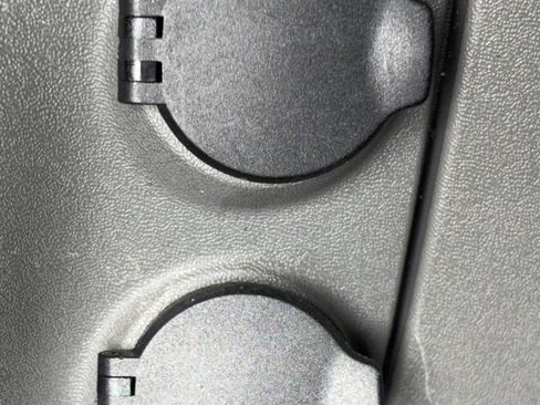 Used 2006 Nissan Frontier XE w/ (G01) XE Preferred Pkg image 23