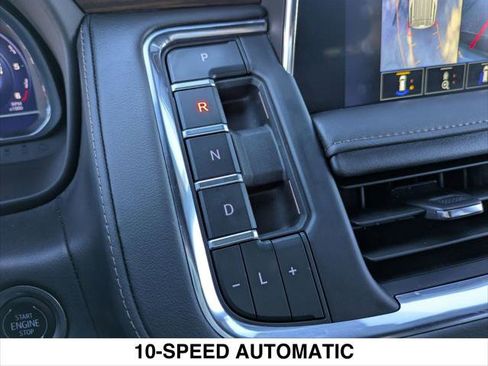 Used 2024 Chevrolet Tahoe High Country image 20