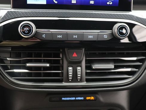 New 2024 Ford Escape ST-Line w/ Equipment Group 301A FWD image 17