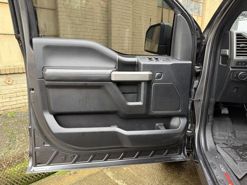 Used 2017 Ford F150 Raptor w/ Equipment Group 802A Luxury image 54