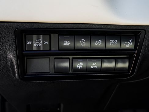Used 2023 Toyota Tundra 1794 Edition w/ TRD Off-Road Package AWD/4WD image 18
