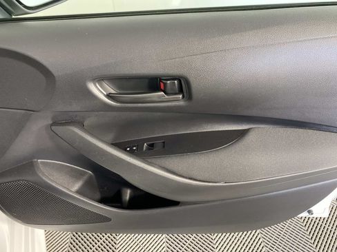 Used 2026 Toyota Corolla LE FWD image 22