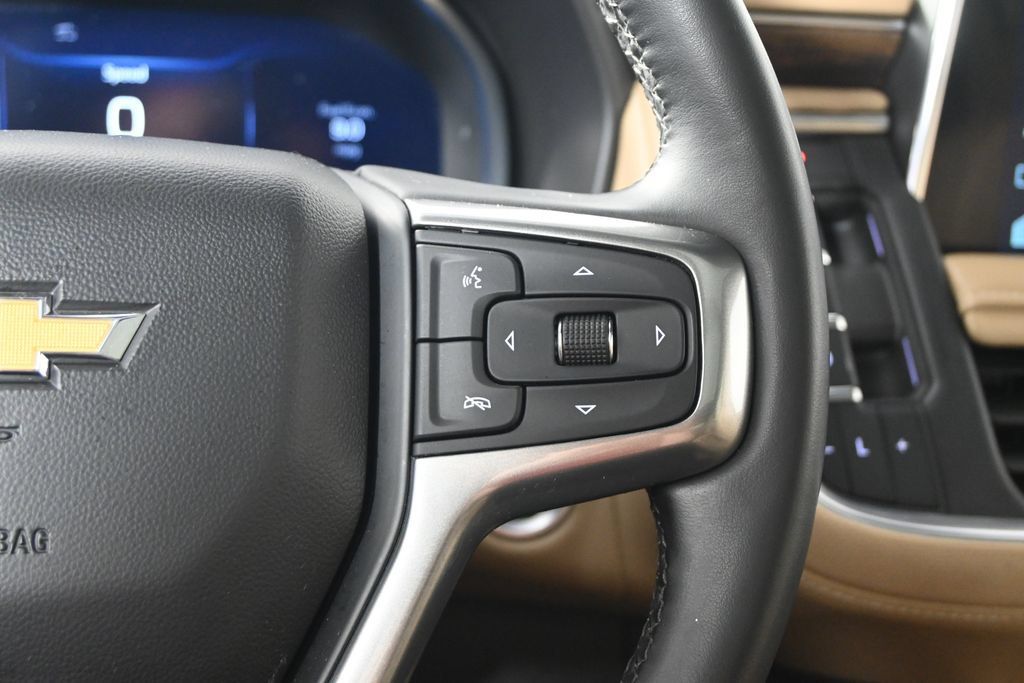 Used 2024 Chevrolet Tahoe Premier w/ Premium Package AWD/4WD image 40