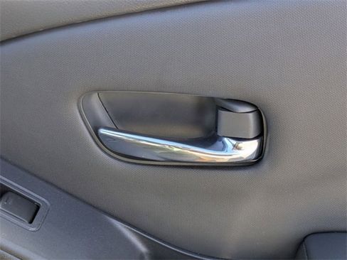 Used 2022 Nissan Frontier SV image 34