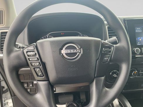 Used 2024 Nissan Frontier SV AWD/4WD image 25