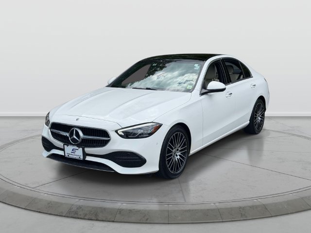 Used 2025 Mercedes-Benz C 300 4MATIC Sedan image 3