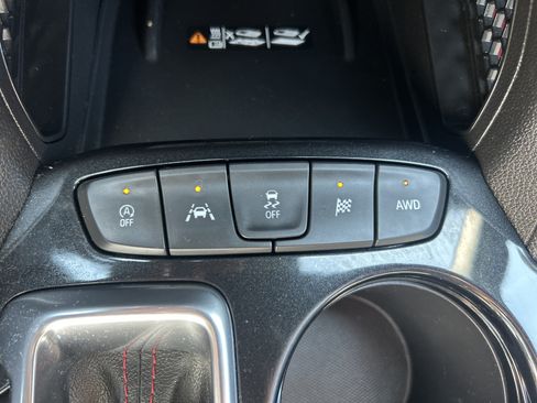 Used 2021 Chevrolet TrailBlazer RS w/ Technology Package AWD/4WD image 29