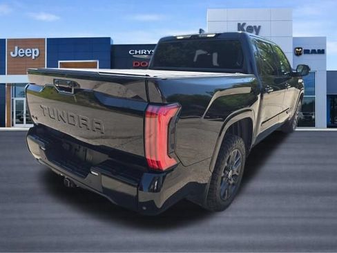Used 2024 Toyota Tundra Platinum AWD/4WD image 7