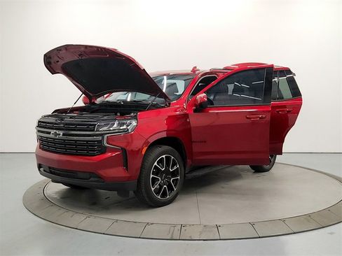 Used 2021 Chevrolet Tahoe RST w/ Rear Media and Nav Package image 11