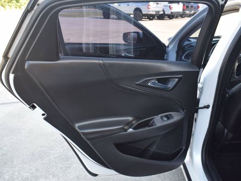 Used 2016 Chevrolet Malibu LT w/ Leather Package FWD image 12