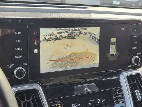 Used 2021 Kia Sorento SX image 11