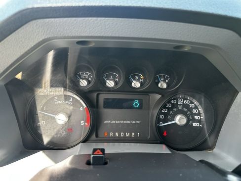 Used 2014 Ford F550 4x4 Regular Cab Super Duty image 36