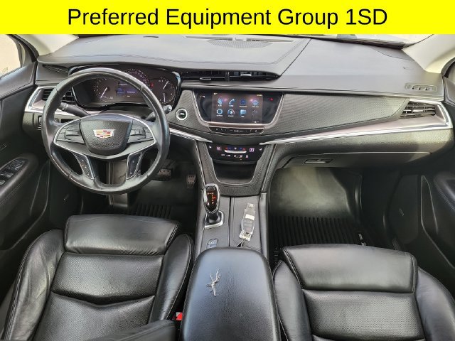 Used 2017 Cadillac XT5 Luxury w/ Driver Awareness Package AWD/4WD image 8