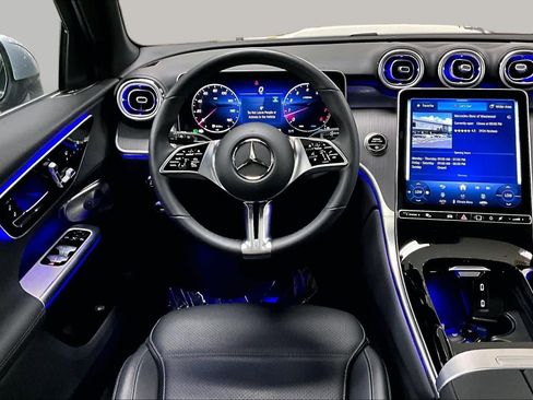 Used 2026 Mercedes-Benz GLC 300 4MATIC image 6
