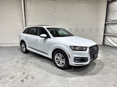Used 2018 Audi Q7 3.0T Premium Plus w/ Premium Plus Package image 3