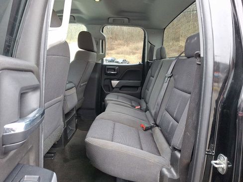 Used 2018 Chevrolet Silverado 1500 LT w/ Redline Edition image 10