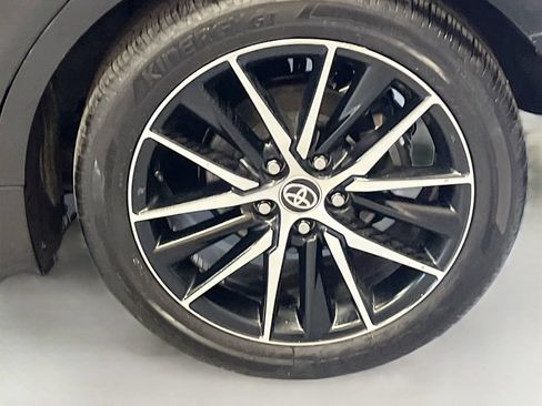 Used 2024 Toyota Camry SE AWD/4WD image 30
