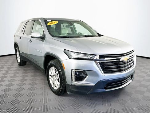 Used 2023 Chevrolet Traverse LS w/ Safety Package FWD image 3