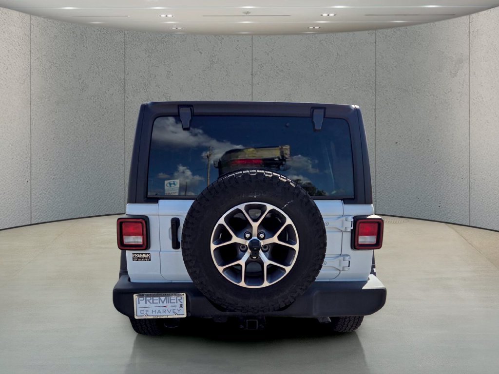 Used 2024 Jeep Wrangler Unlimited Sport AWD/4WD image 4