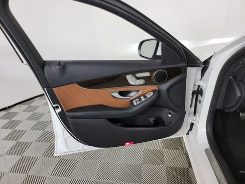 Certified 2019 Mercedes-Benz C 300 4MATIC Sedan image 18