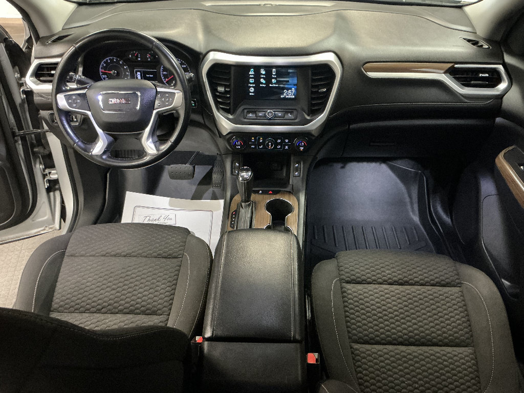 Used 2019 GMC Acadia SLE FWD image 17