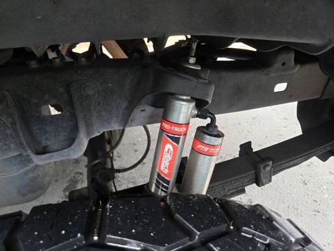 Used 2018 Toyota Tacoma TRD Sport RWD image 19