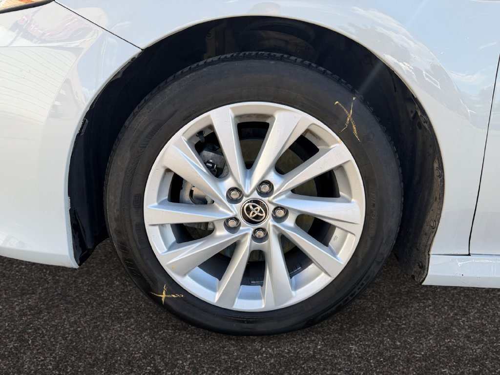 Used 2022 Toyota Camry LE w/ Carpet Mat Package (TMS) FWD image 14